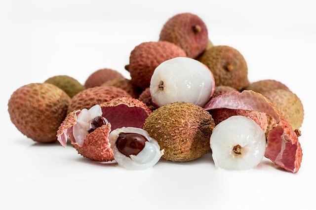 Is litchi safe for you? shall we stop eating litchi?