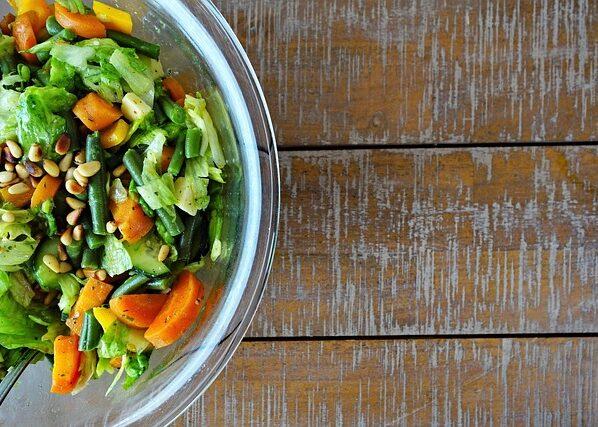 Simple and healthy salad dressing ideas for Indian diet